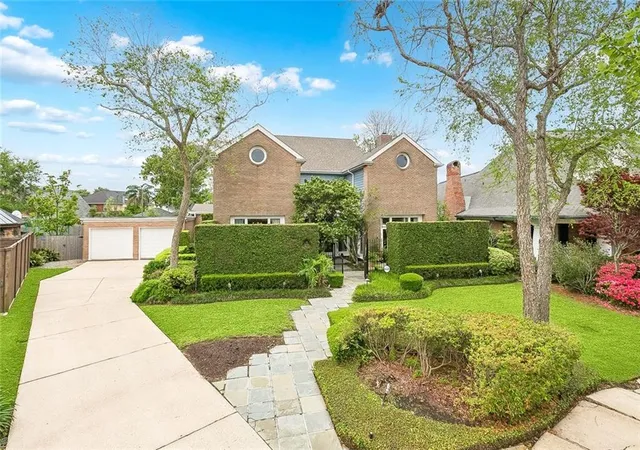 3rd image of 19 Rue Royale, Metairie, LA 70002 | MLS# 2551663