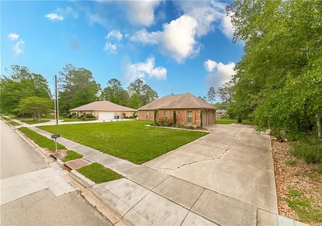 3rd image of 81 Whitmar Dr, Hammond, LA 70401 | MLS# 2549616