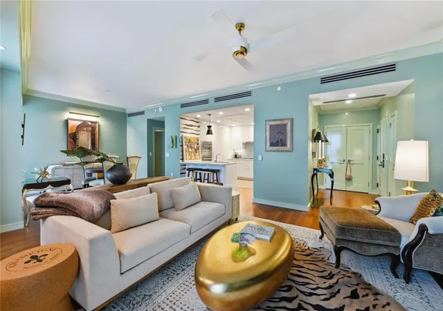 4th image of 2 Canal St #1901, New Orleans, LA 70130 | MLS# 2551770