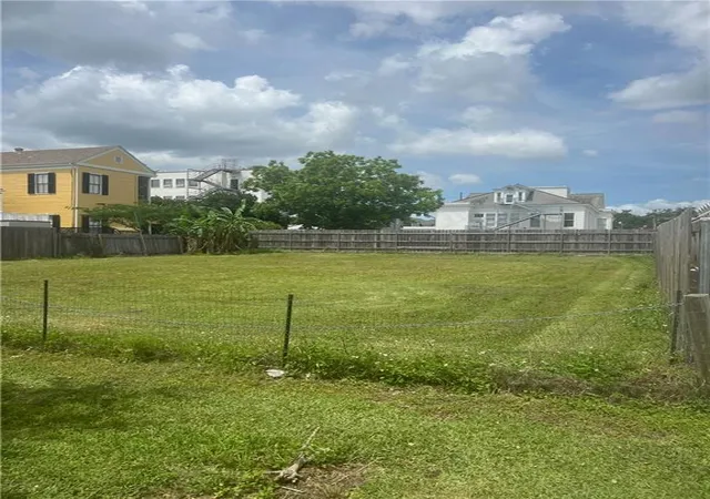Photo 1 of Land for sale at 4147 Cleveland Ave, New Orleans, LA 70119 | MLS# 2551512 | Listing updated on 2026-04-09