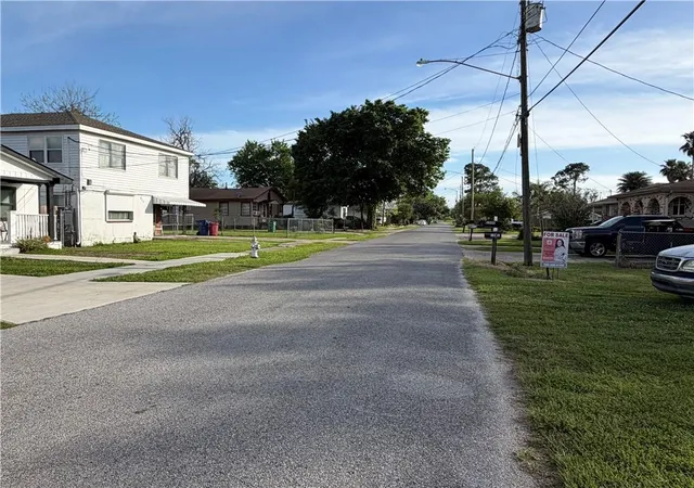 Photo 3 of Land for sale at 1004 S Bengal Rd, Metairie, LA 70003 | MLS# 2552095 | Listing updated on 2026-06-03