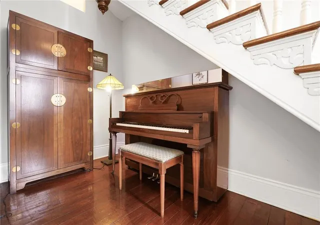 4th image of 809 Burgundy St #809, New Orleans, LA 70116 | MLS# 2552261