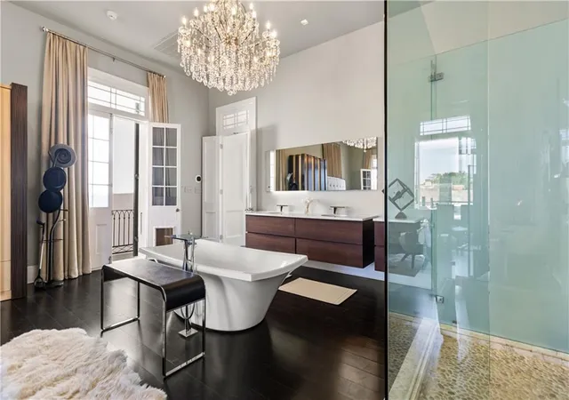 Photo 3 of Single family home for sale at 912 Orleans Ave, New Orleans, LA 70116 | MLS# 2552363 | Listing updated on 2026-06-17
