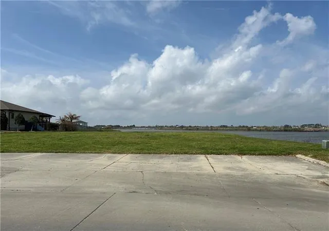 Photo 3 of Land for sale at S Lakeshore Blvd, Slidell, LA 70461 | MLS# 2552390 | Listing updated on 2026-09-01