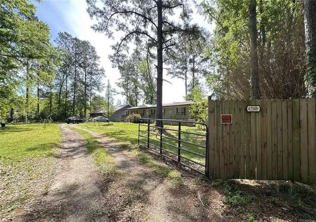 Homes for sale in Tickfaw, LA | 47348 Durbin Rd, Tickfaw, LA 70466 | MLS# 2552401