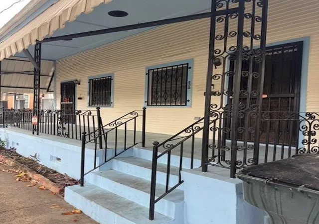 Photo 2 of Multi family home for sale at 805 807 Jackson Ave, New Orleans, LA 70130 | MLS# 2552470 | Listing updated on 2026-09-01