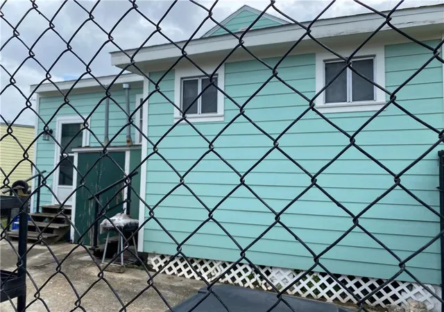 17th image of 2200 02 Annette St, New Orleans, LA 70119 | MLS# 2552466