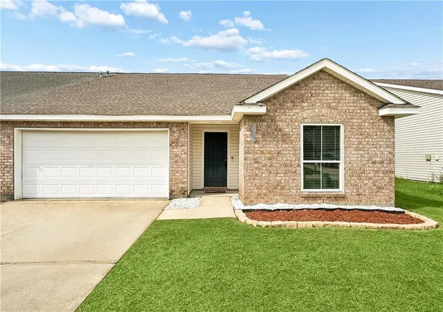 1st image of 1097 Clairise Ct, Slidell, LA 70461 | MLS# 2550242