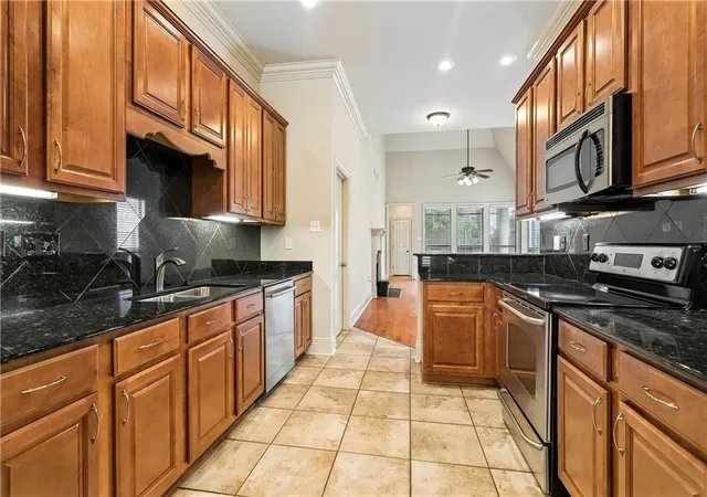 5th image of 2239 10Th St, Mandeville, LA 70471 | MLS# 2552543