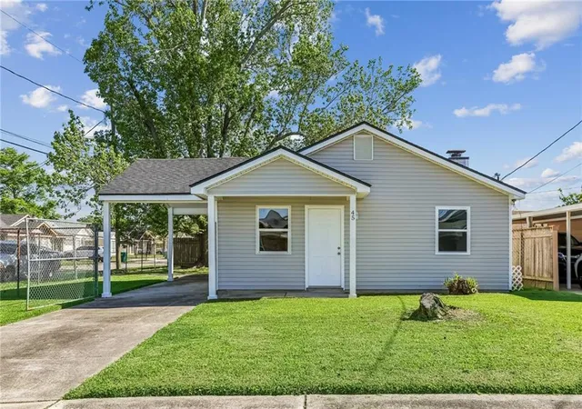 Homes for sale in Waggaman, LA | 45 Imogene St, Waggaman, LA 70094 | MLS# 2552266