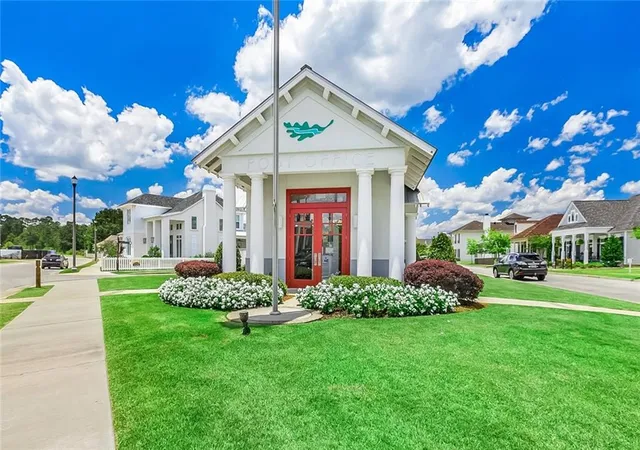 4th image of 984 Beauregard Pkwy, Covington, LA 70433 | MLS# 2552839