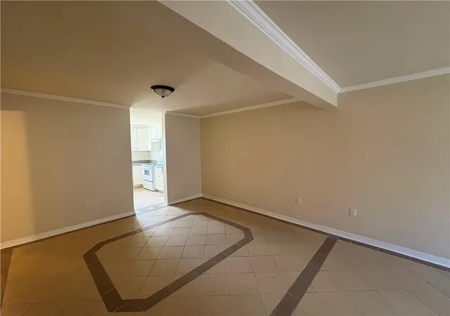 Photo 3 of Townhouse for sale at 6553 Dwyer Rd, New Orleans, LA 70126 | MLS# 2552846 | Listing updated on 2026-04-20