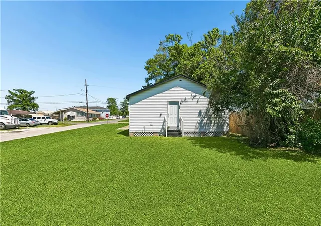 Homes for sale in Harvey, LA | 1700 Pailet Ave, Harvey, LA 70058 | MLS# 2552872