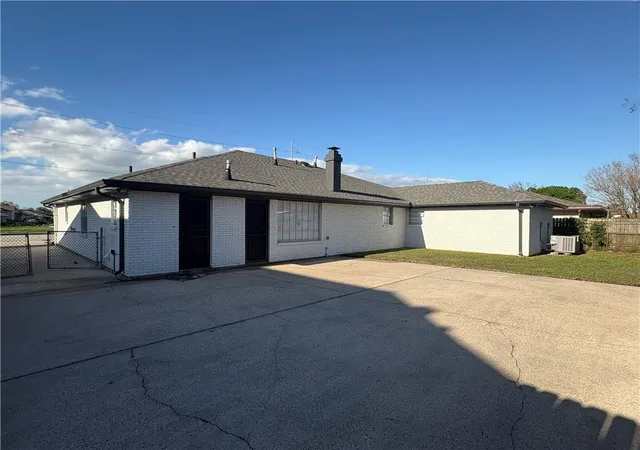 Homes for sale in New Orleans, LA | 8020 Morrison Rd, New Orleans, LA 70126 | MLS# 2552848