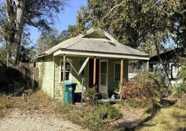 Photo 1 of Single family home for sale at 145 Bernice St, Ponchatoula, LA 70454 | MLS# 2553030 | Listing updated on 2026-04-20
