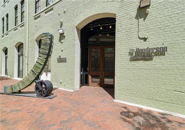 1st image of 700 Commerce St #112, New Orleans, LA 70130 | MLS# 2552910