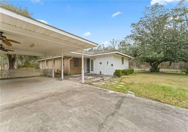 Photo 4 of Single family home for sale at 40055 N Thibodeaux Rd, Ponchatoula, LA 70454 | MLS# 2553090 | Listing updated on 2026-08-27
