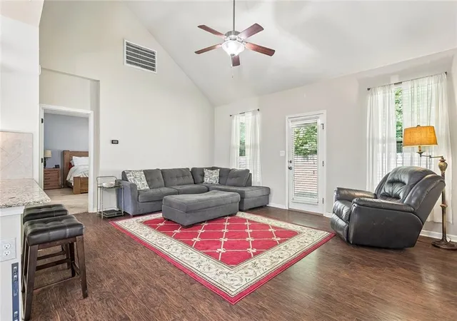 3rd image of 39267 Franklin St, Ponchatoula, LA 70454 | MLS# 2545499