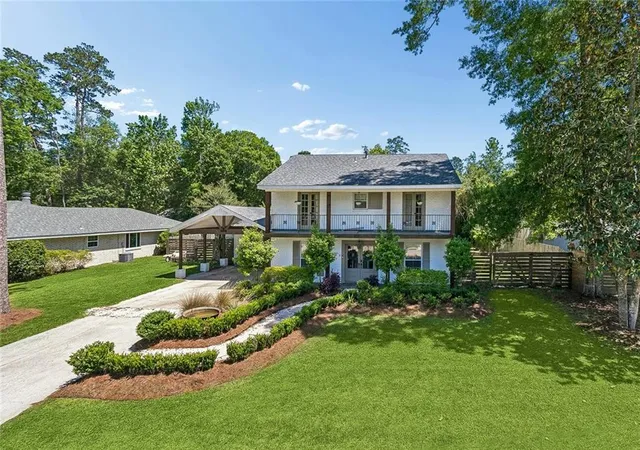 1st image of 655 Barbara Pl, Mandeville, LA 70448 | MLS# 2553112