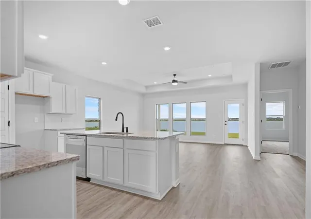 Photo 2 of Sale Pending at 5140 Spillway Manor Dr, Slidell, LA 70461 | MLS# 2553203 | Listing updated on 2026-08-04