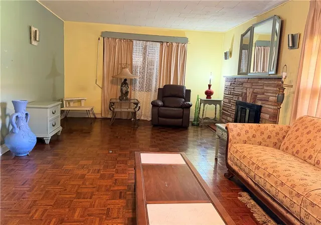 Photo 2 of Single family home for sale at 101 & 103 Q St, Belle Chasse, LA 70037 | MLS# 2553163 | Listing updated on 2026-06-25