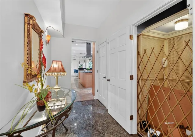 5th image of 4200 Vendome Pl, New Orleans, LA 70125 | MLS# 2553357