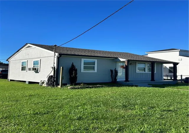 Homes for sale in Arabi, LA | 7220 Hattie St, Arabi, LA 70032 | MLS# 2553384