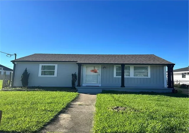 Homes for sale in Arabi, LA | 7220 Hattie St, Arabi, LA 70032 | MLS# 2553384