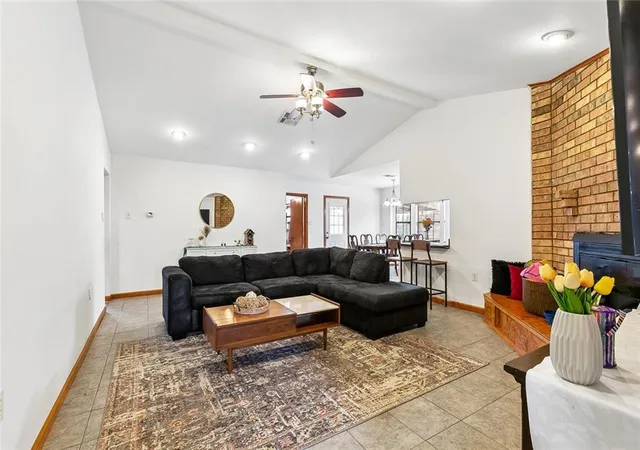 2nd image of 4963 Tynecastle Dr, New Orleans, LA 70128 | MLS# 2549834