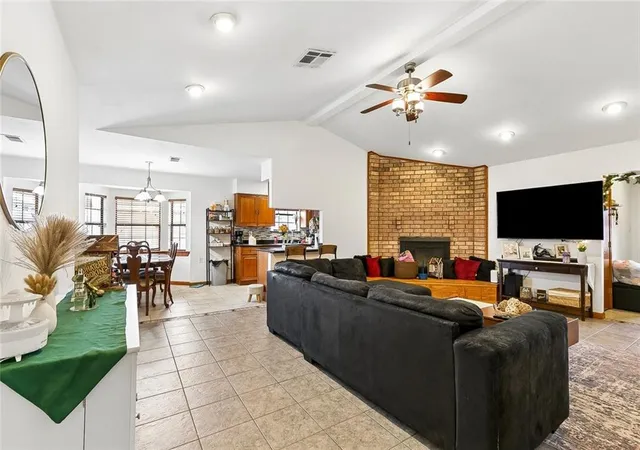 3rd image of 4963 Tynecastle Dr, New Orleans, LA 70128 | MLS# 2549834
