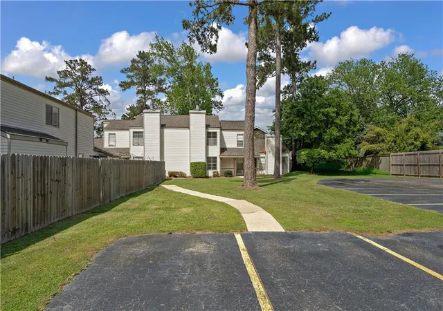 Homes for sale in Mandeville, LA | 537 Cedarwood Dr #537, Mandeville, LA 70471 | MLS# 2553078