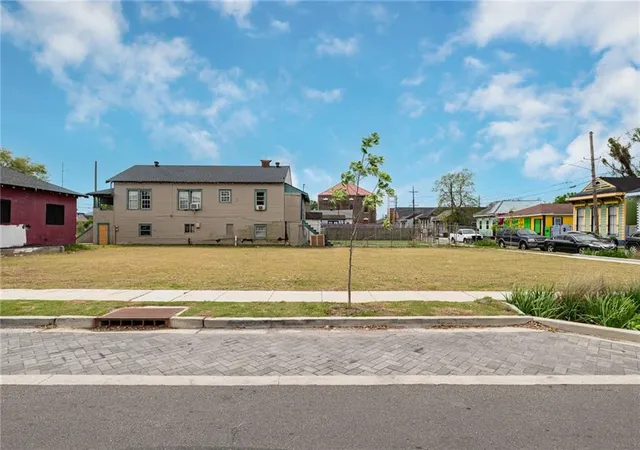 3rd image of 1339 Arts St, New Orleans, LA 70117 | MLS# 2553139