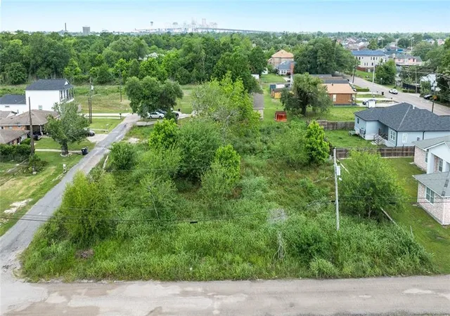 1st image of 3166 Elmwood Park Dr, New Orleans, LA 70114 | MLS# 2553639