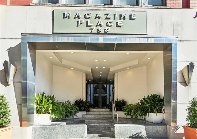 2nd image of 760 Magazine St #203, New Orleans, LA 70130 | MLS# 2553716