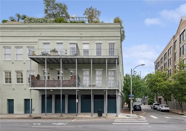 Photo 3 of Condo for sale at 225 Girod St #302, New Orleans, LA 70130 | MLS# 2553294 | Listing updated on 2026-07-08
