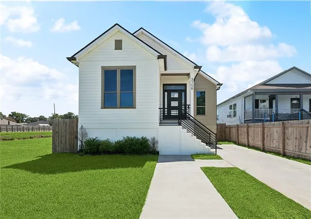 Photo 1 of Single family home for sale at 3158 Augusta St, Kenner, LA 70065 | MLS# 2553567 | Listing updated on 2026-08-28