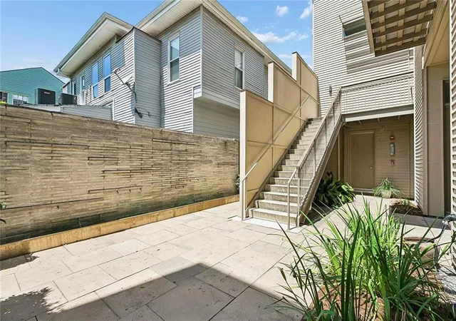 4th image of 5940 Magazine St #204, New Orleans, LA 70115 | MLS# 2553582