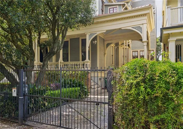 Photo 3 of Condo for sale at 1629 Coliseum St #2, New Orleans, LA 70130 | MLS# 2550603 | Listing updated on 2026-07-28