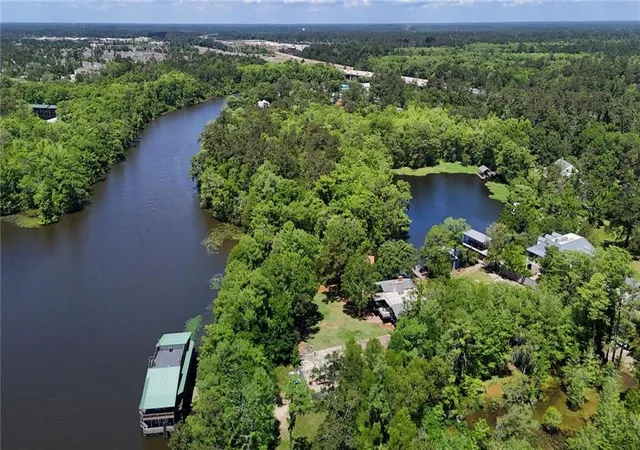 60th image of 17049 Three Rivers Rd, Covington, LA 70433 | MLS# 2553747