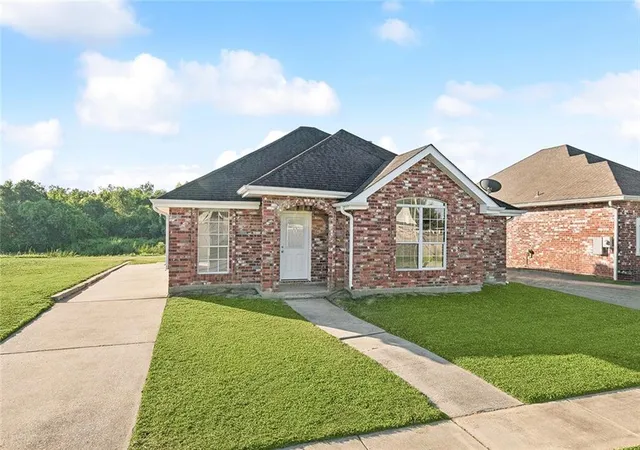 2nd image of 3309 St Marie Dr, Meraux, LA 70075 | MLS# 2553908