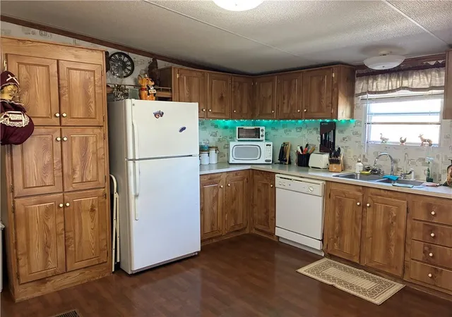 4th image of 635 Martin Ln, Port Sulphur, LA 70083 | MLS# 2553806