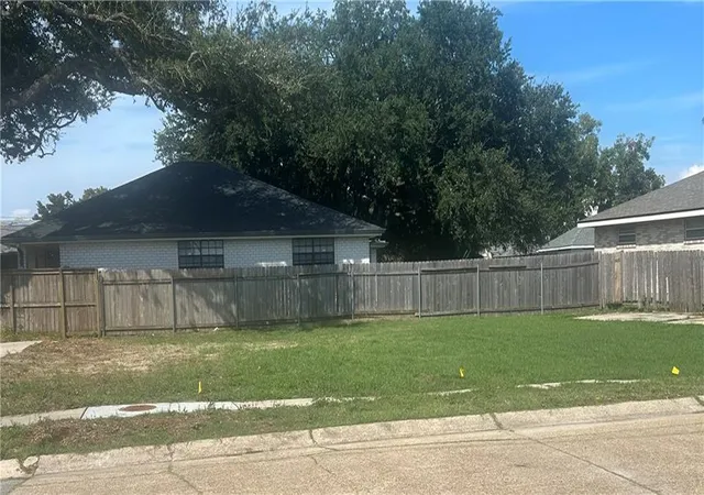 Photo 1 of Land for sale at 3501 Clearview Pkwy, Metairie, LA 70006 | MLS# 2553620 | Listing updated on 2026-04-21