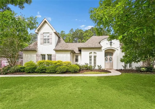 1st image of 2653 Bluff Ct, Mandeville, LA 70448 | MLS# 2554063