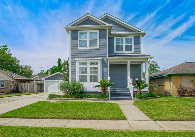 Photo 1 of Single family home for sale at 9900 Martha Ln, River Ridge, LA 70123 | MLS# 2554172 | Listing updated on 2026-07-26