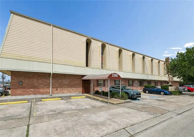 Photo 1 of Condo for sale at 2500 Houma Blvd #315, Metairie, LA 70001 | MLS# 2553675 | Listing updated on 2026-04-22