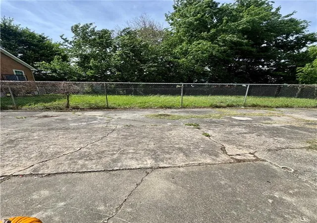 Homes for sale in New Orleans, LA | 2028 N Miro St, New Orleans, LA 70119 | MLS# 2554146