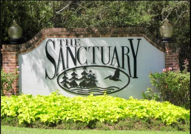 1st image of 2 Tupelo Tr, Mandeville, LA 70471 | MLS# 2553782