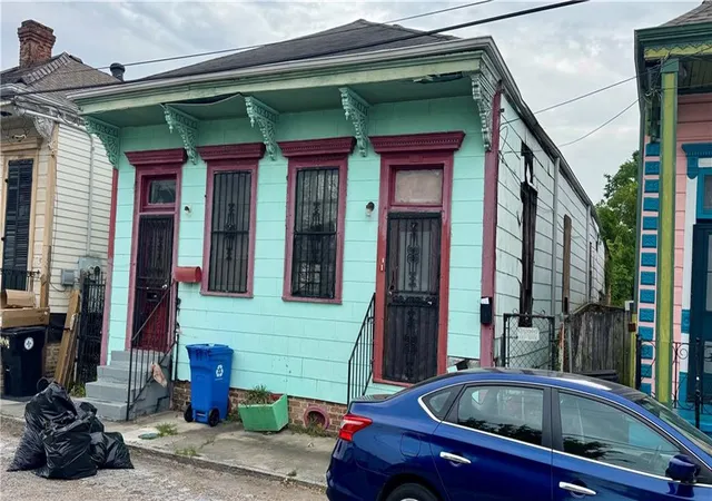 3rd image of 2108 Magnolia St, New Orleans, LA 70113 | MLS# 2554144