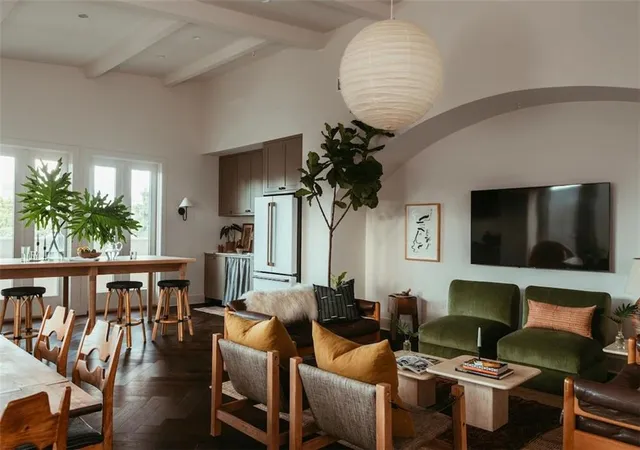 Listing Photo 4 - Condo for sale in building located at 938 Thalia St, New Orleans, LA 70130