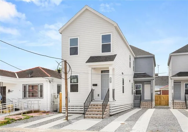 1st image of 2630 32 New Orleans St, New Orleans, LA 70119 | MLS# 2554336